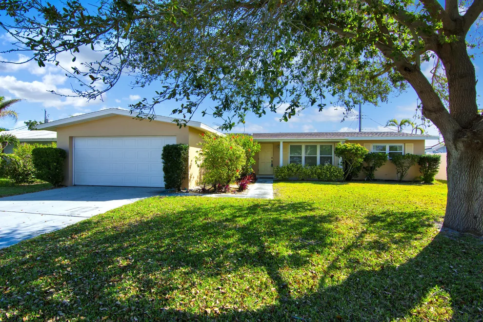 Unit for sale at 111 Bay Drive N, Indian Harbour Beach, FL 32937