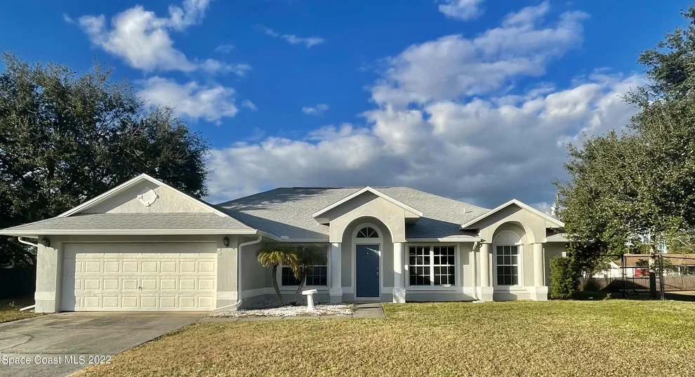 Unit for sale at 321 Narragansett Street NE, Palm Bay, FL 32907
