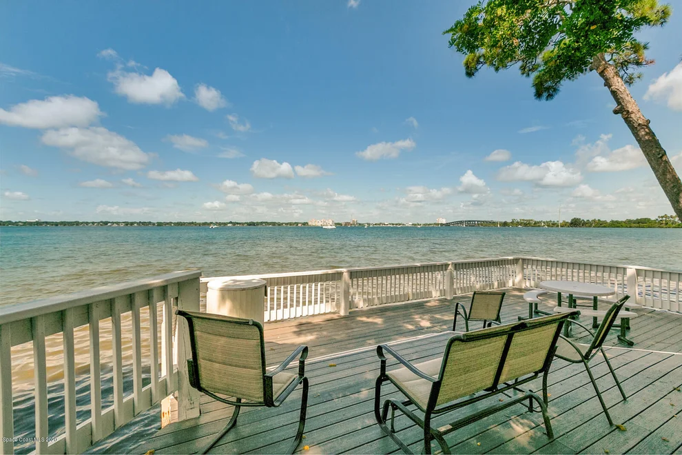 Unit for sale at 225 S Tropical, Merritt Island, FL 32952