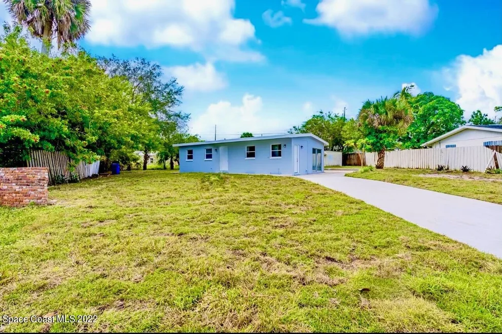Unit for sale at 503 4th Place SW, Vero Beach, FL 32962