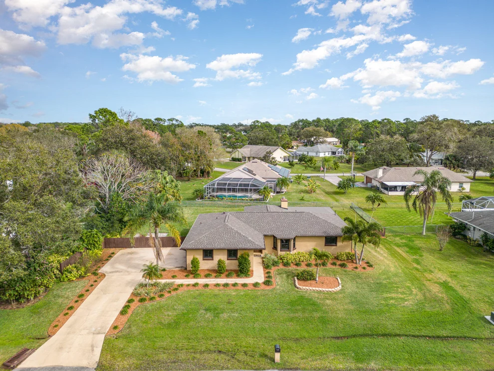Unit for sale at 941 Peachland Avenue NE, Palm Bay, FL 32907