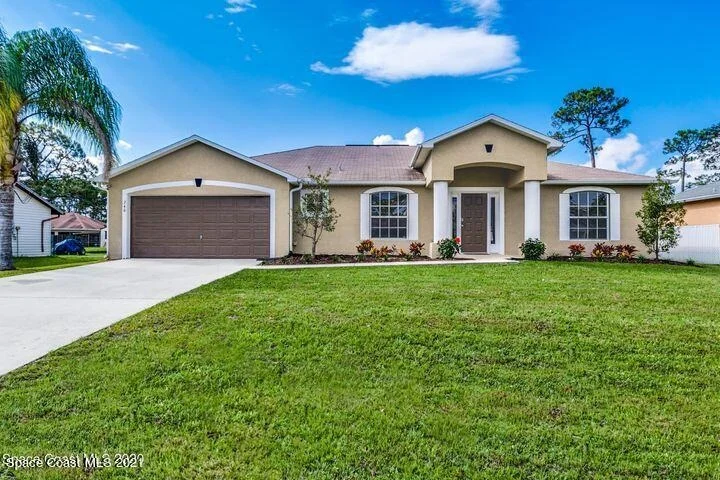 Unit for sale at 740 Thuringer Street NW, Palm Bay, FL 32907