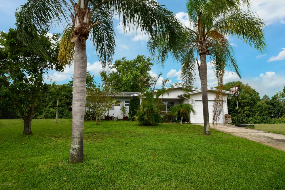 Unit for sale at 2645 Hopi Drive, Melbourne, FL 32935