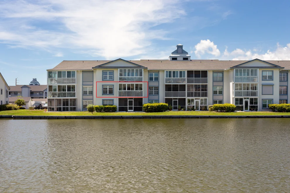 Unit for sale at 560 S Brevard Avenue, Cocoa Beach, FL 32931