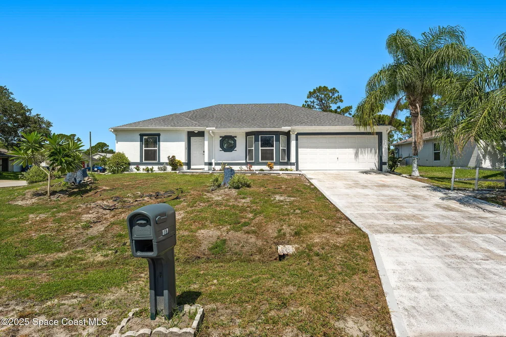 Unit for sale at 398 Taunton Road SW, Palm Bay, FL 32908