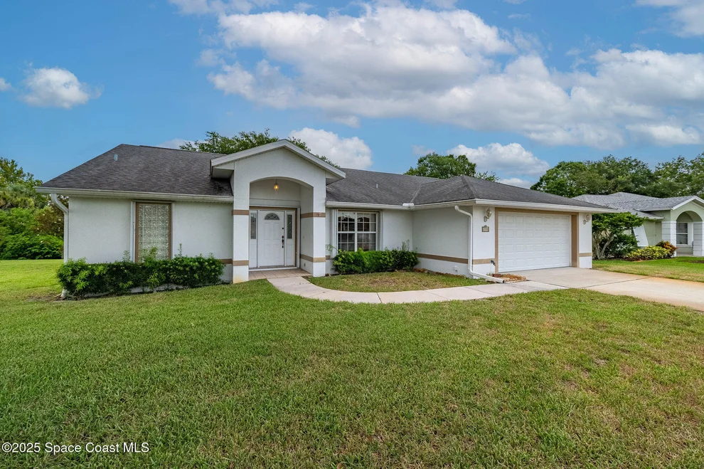 Unit for sale at 3990 Tangle Drive, Titusville, FL 32796