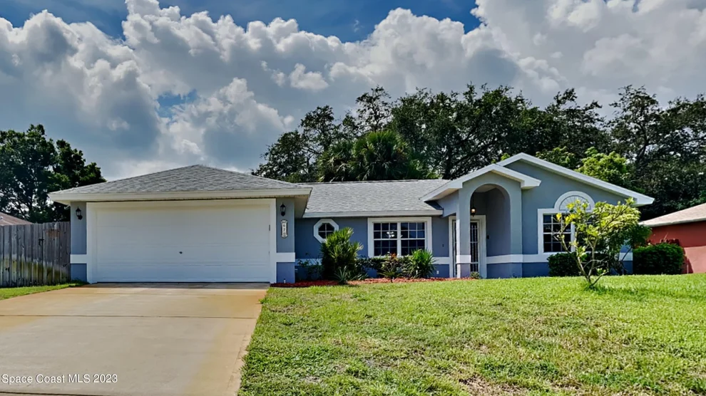 Unit for sale at 670 Koutnik Road SE, Palm Bay, FL 32909