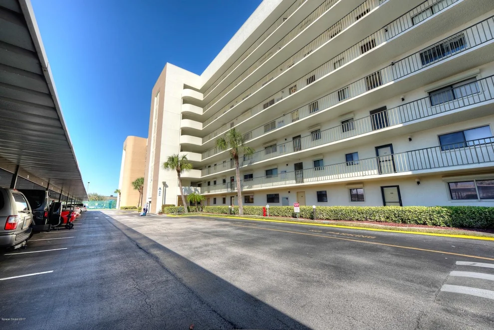Unit for sale at 200 Sykes Creek Parkway S, Merritt Island, FL 32952