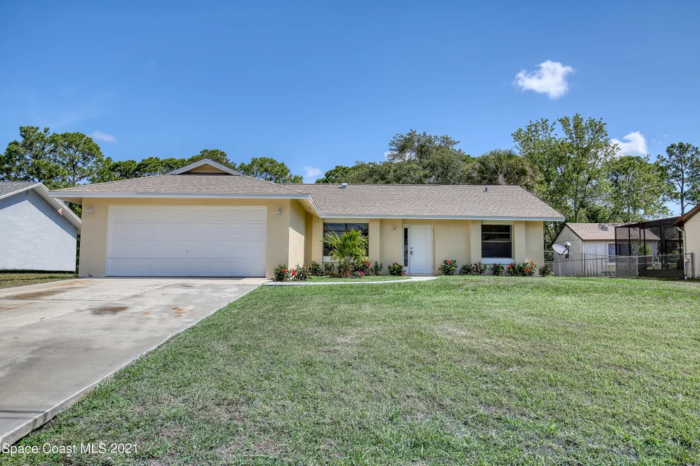 Unit for sale at 301 Albright Street SE, Palm Bay, FL 32909