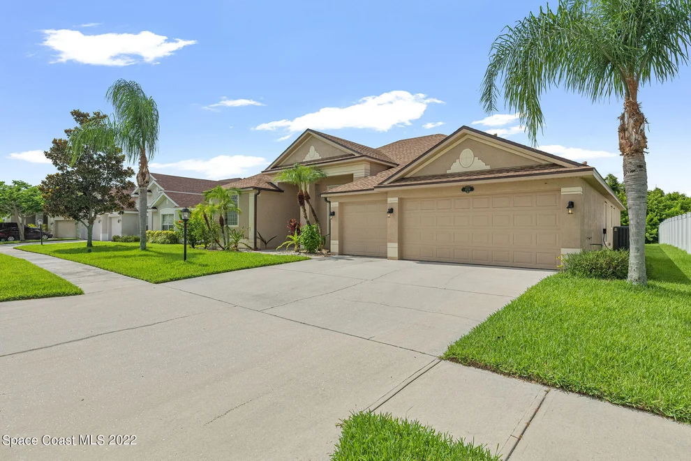 Unit for sale at 4219 Chastain Drive, Melbourne, FL 32940