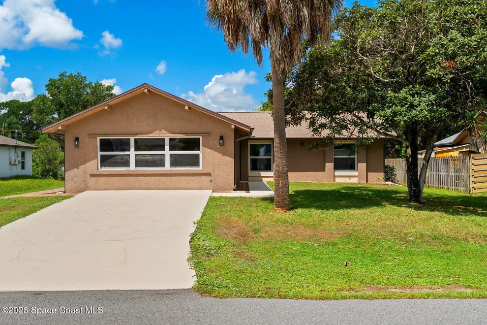 Unit for sale at 814 Campina Avenue SE, Palm Bay, FL 32909