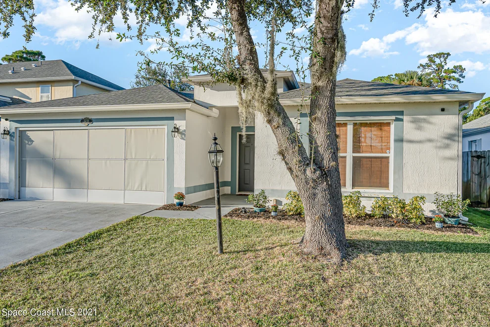 Unit for sale at 1632 Vista Lake Circle, Melbourne, FL 32904