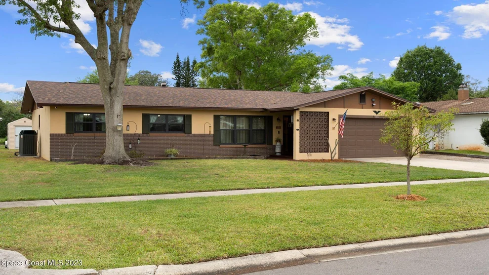 Unit for sale at 2850 Royal Oak Drive, Titusville, FL 32780