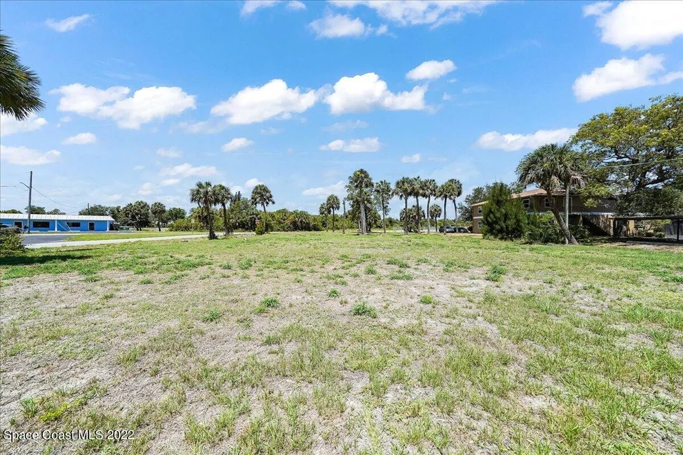 Unit for sale at 204 W Avenue B, Melbourne, FL 32901
