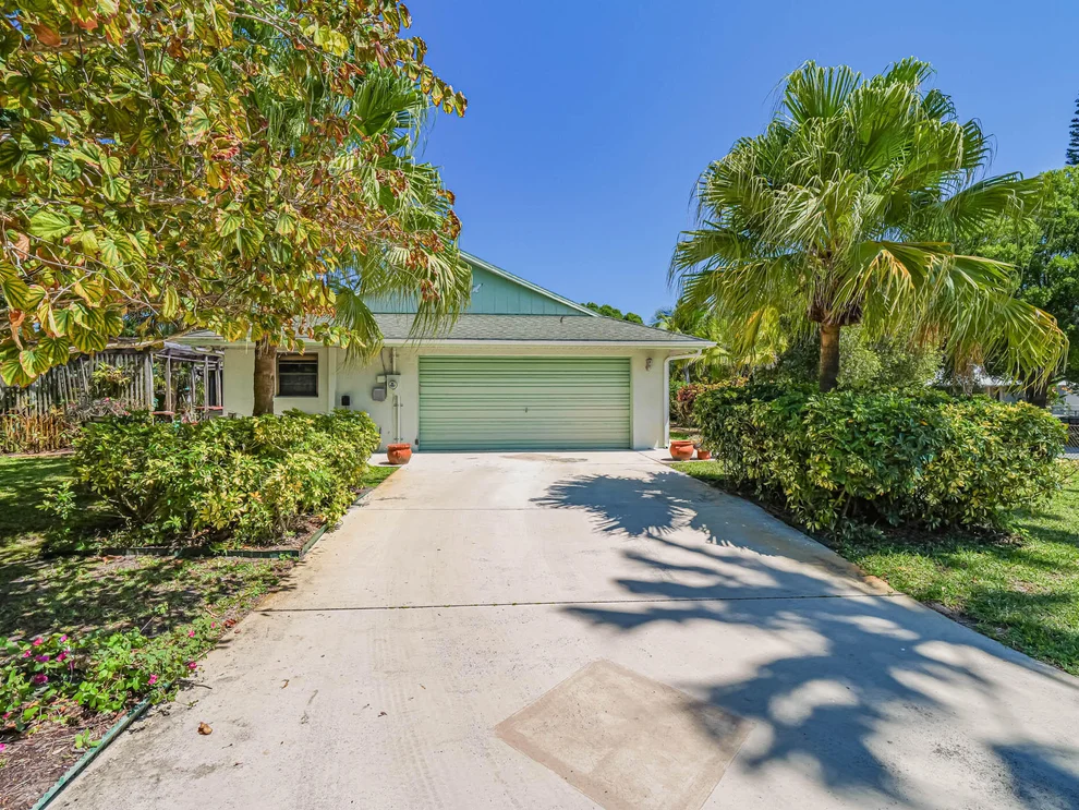 Unit for sale at 7585 58th Court, Vero Beach, FL 32967