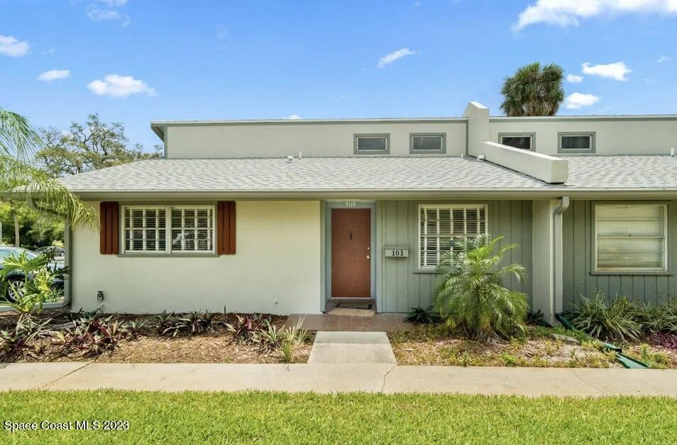Unit for sale at 2016 Grant Place, Melbourne, FL 32901