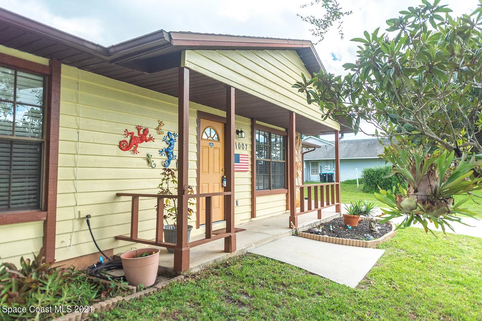 Unit for sale at 1007 Banks Street NW, Palm Bay, FL 32907