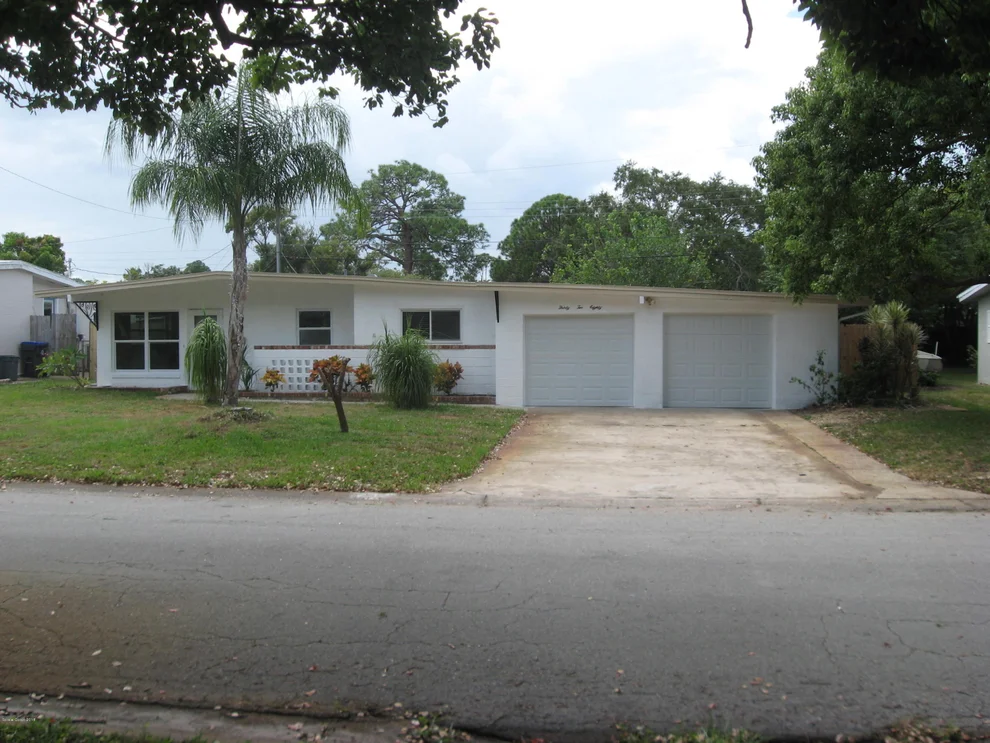 Unit for sale at 3280 Royal Palm Court, Titusville, FL 32780