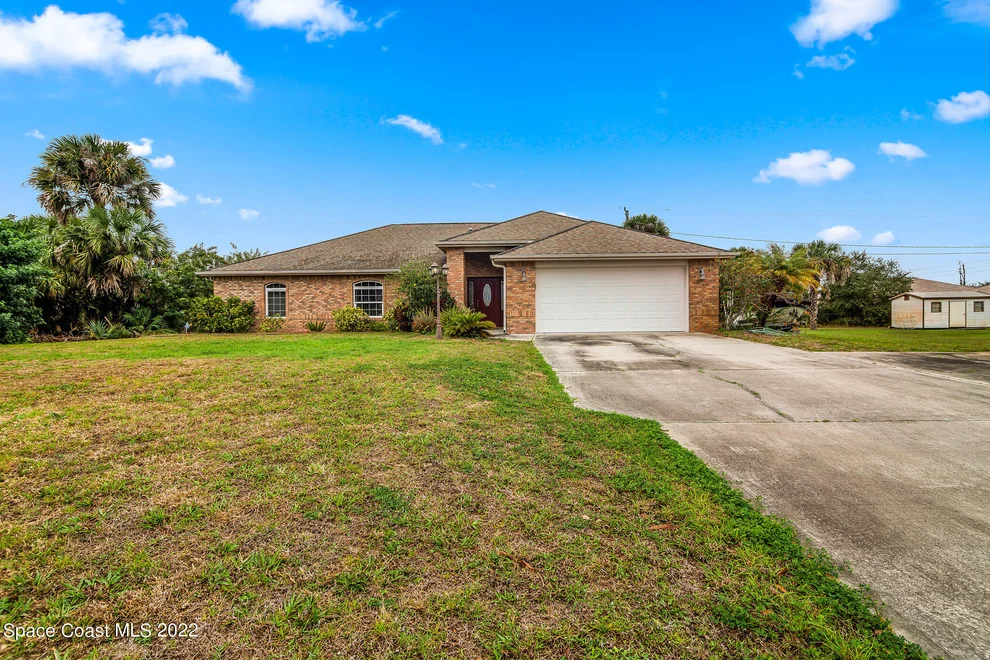 Unit for sale at 1880 Degroodt Road SW, Palm Bay, FL 32908