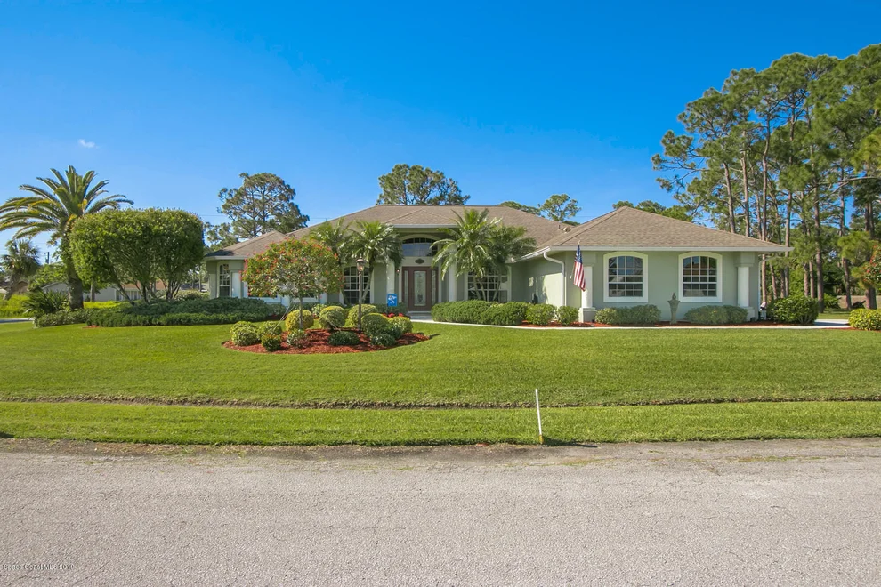 Unit for sale at 266 Neville Circle NE, Palm Bay, FL 32907