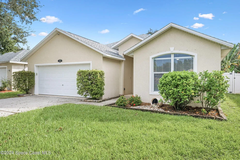 Unit for sale at 2751 Stratford Pointe Drive, Melbourne, FL 32904