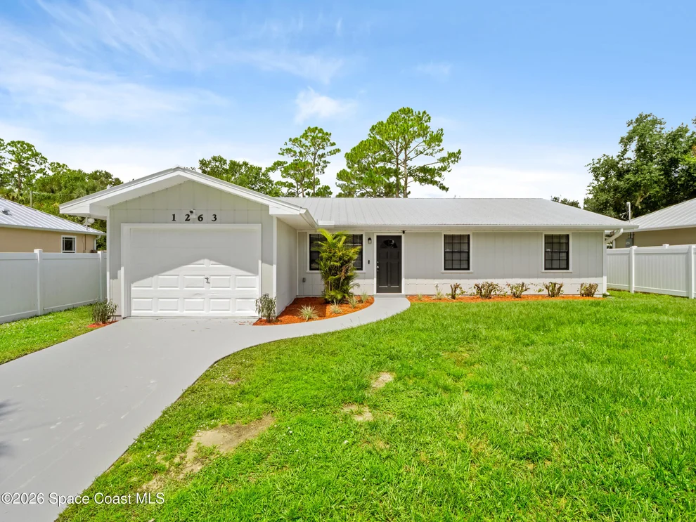 Unit for sale at 1263 37th Avenue SW, Vero Beach, FL 32968