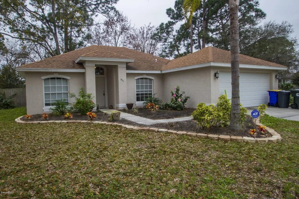 Unit for sale at 971 Pineland Drive, Rockledge, FL 32955