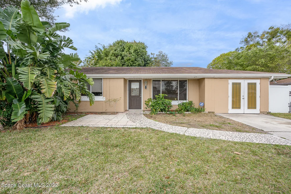 Unit for sale at 960 Hooper Avenue NE, Palm Bay, FL 32905