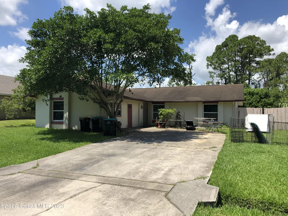 Unit for sale at 750 Fletcher Road SE, Palm Bay, FL 32909