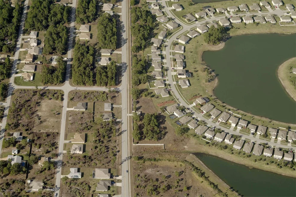Unit for sale at 1701 Gould Avenue SW, Palm Bay, FL 32908