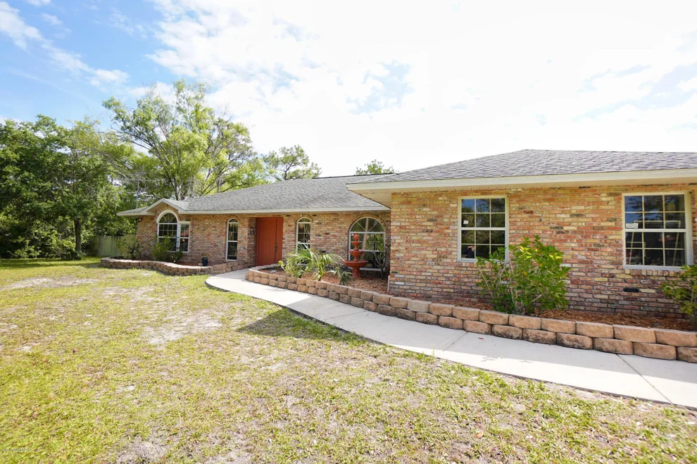 Unit for sale at 2555 Macdonald Lane, Malabar, FL 32950