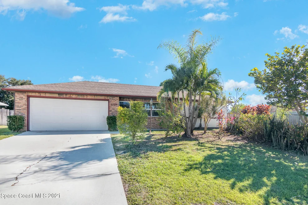 Unit for sale at 1019 Lee Avenue NW, Palm Bay, FL 32907
