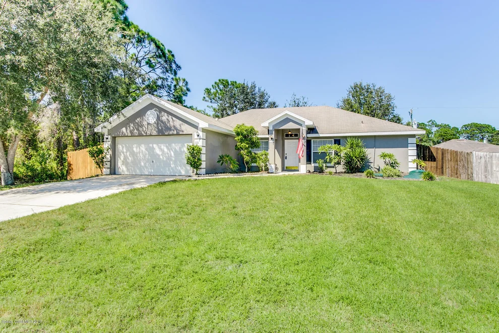 Unit for sale at 1101 Dorchester Road NW, Palm Bay, FL 32907