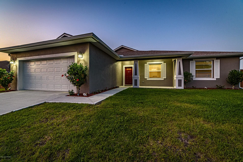 Unit for sale at 423 Hamy Street SW, Palm Bay, FL 32908