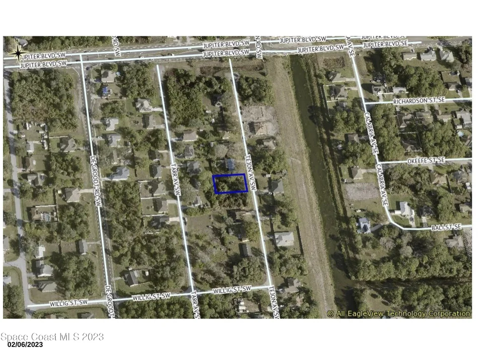 Unit for sale at 598 Tejon Avenue SW, Palm Bay, FL 32908