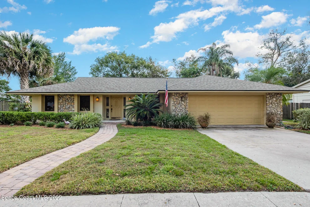 Unit for sale at 180 White Oak Circle, Maitland, FL 32751