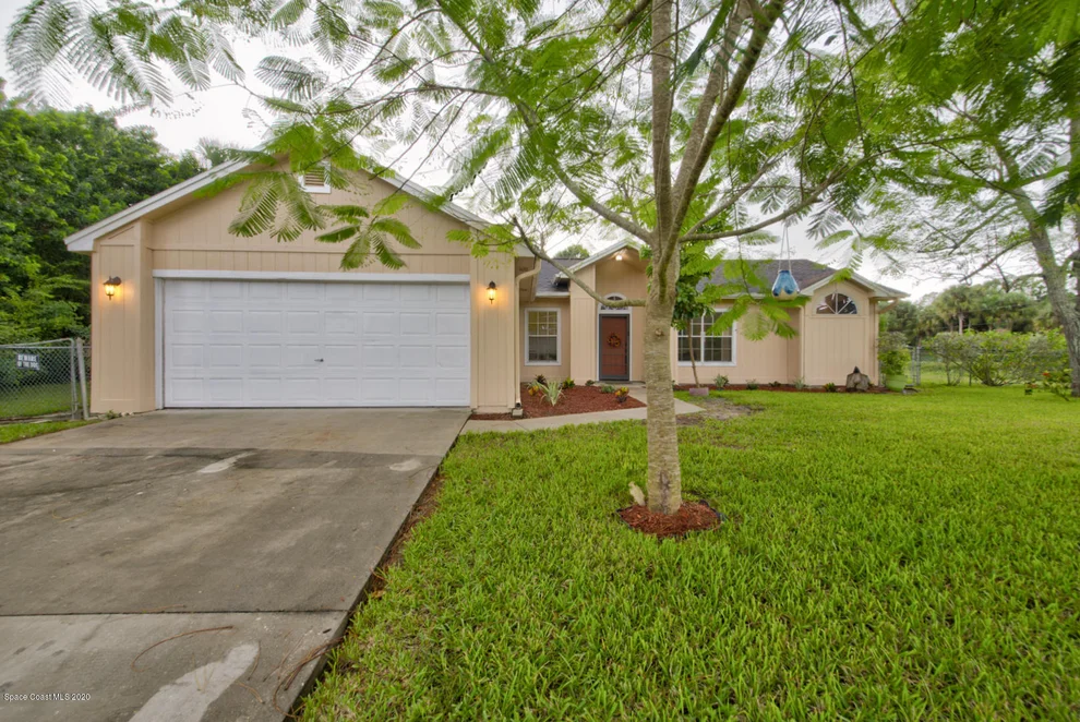 Unit for sale at 398 Falls Church Street SW, Palm Bay, FL 32908