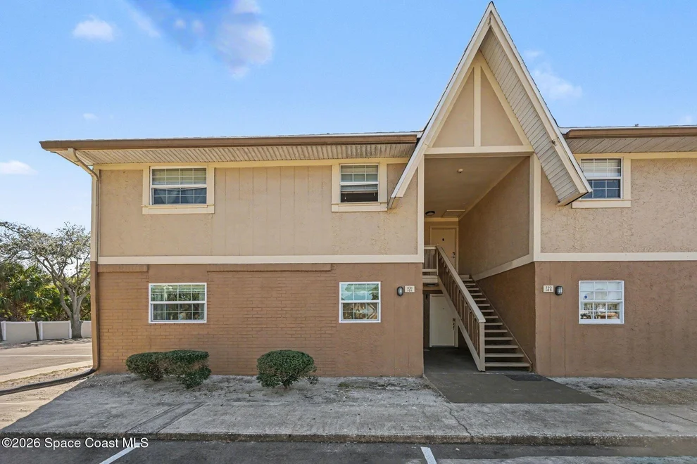 Unit for sale at 101 Bristol Lane, Melbourne, FL 32935