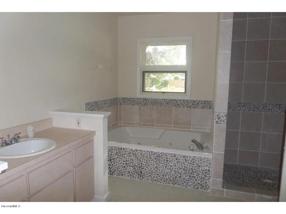 Unit for sale at 1756 34TH Avenue, Vero Beach, FL 32960
