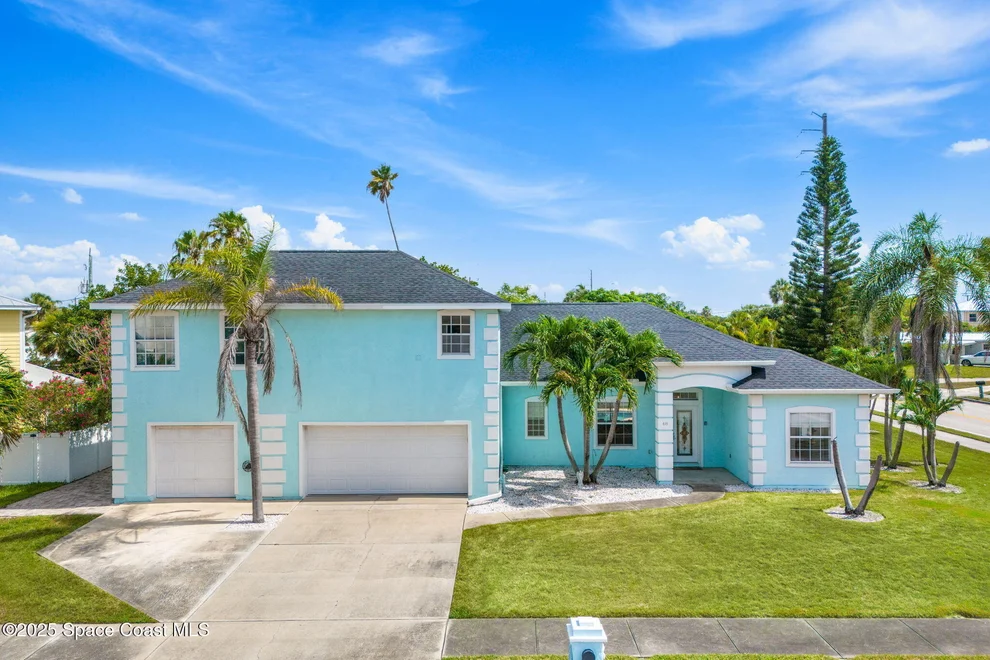 Unit for sale at 48 Harbor Circle, Cocoa Beach, FL 32931