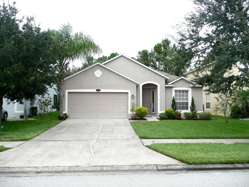 Unit for sale at 2642 Glasbern Circle, West Melbourne, FL 32904