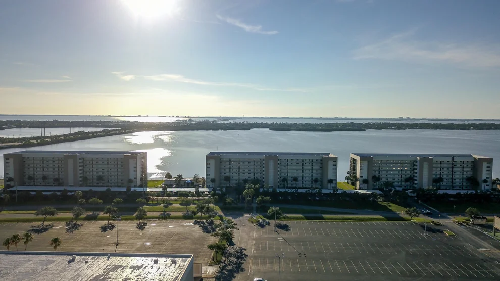 Unit for sale at 300 S Sykes Creek Parkway, Merritt Island, FL 32952