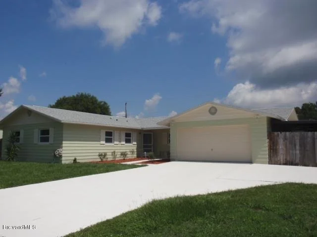 Unit for sale at 490 Banana Boulevard, Merritt Island, FL 32952