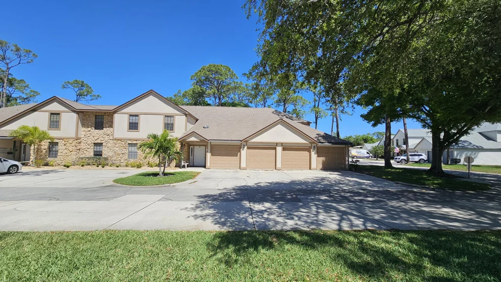 Unit for sale at 610 Saint Albans Court, West Melbourne, FL 32904