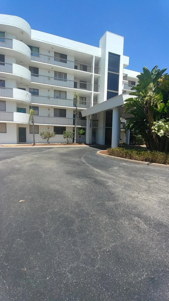 Unit for sale at 300 Columbia Drive, Cape Canaveral, FL 32920