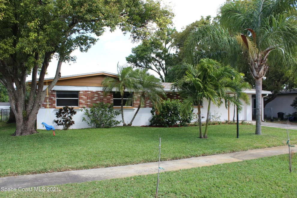 Unit for sale at 992 Sarazen Drive, Rockledge, FL 32955
