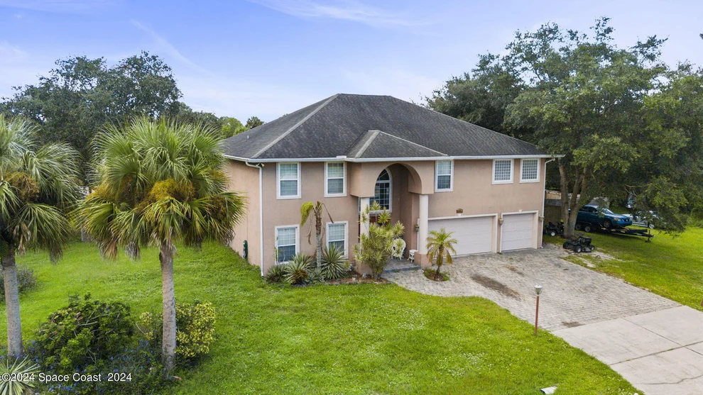 Unit for sale at 790 Giblin Avenue SW, Palm Bay, FL 32908