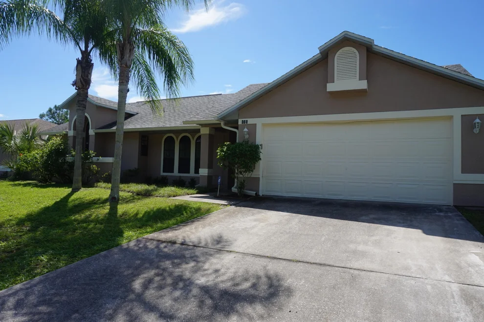 Unit for sale at 626 Sturbridge SE, Palm Bay, FL 32909