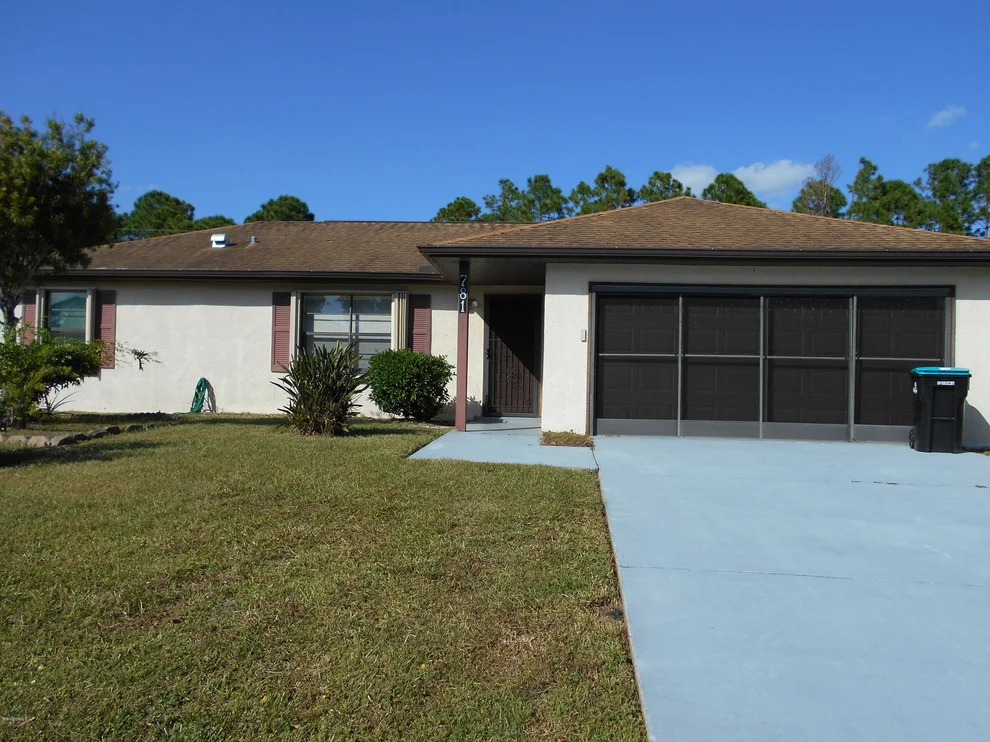 Unit for sale at 781 NW Furth Road, Palm Bay, FL 32907