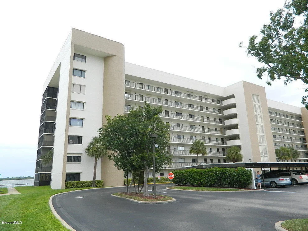 Unit for sale at 200 S Sykes Creek Parkway, Merritt Island, FL 32952